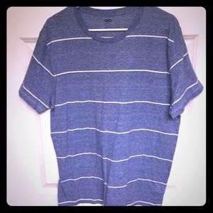 Old Navy Crew Tee - L